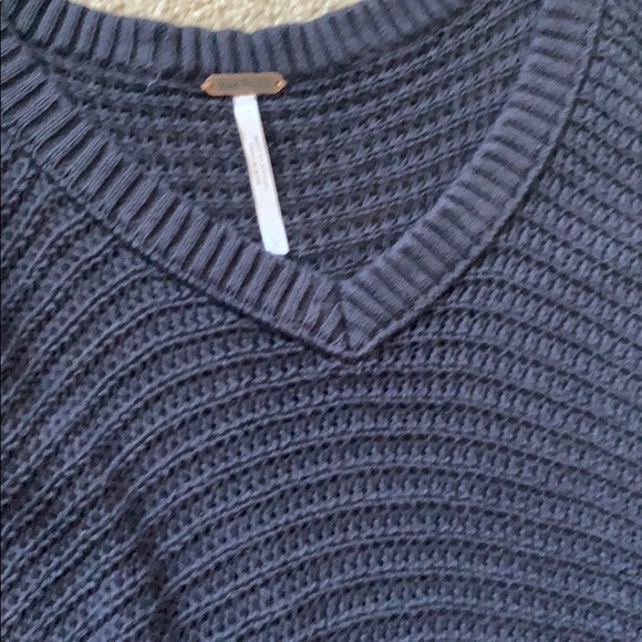 Free People sweater - Picture 2 of 3